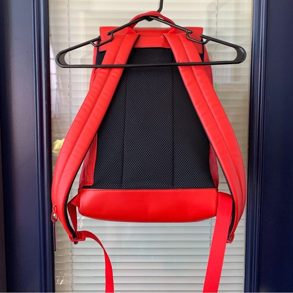 Coach Track Backpack in Signature Canvas Miami Red - Picture 5 of 10